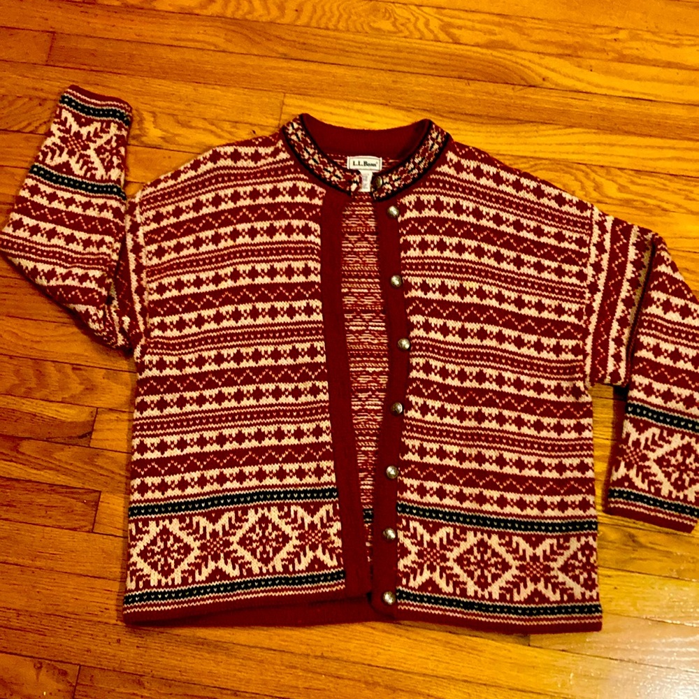 L.L. Bean Red and White Patterned Cardigan